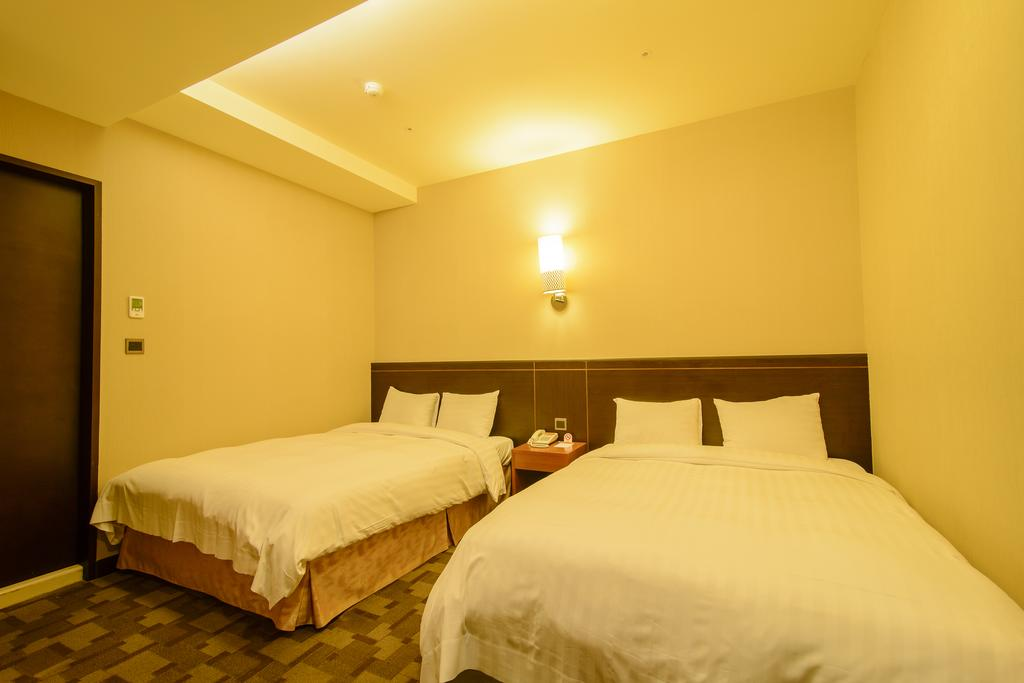 San Hua Hotel 8/38