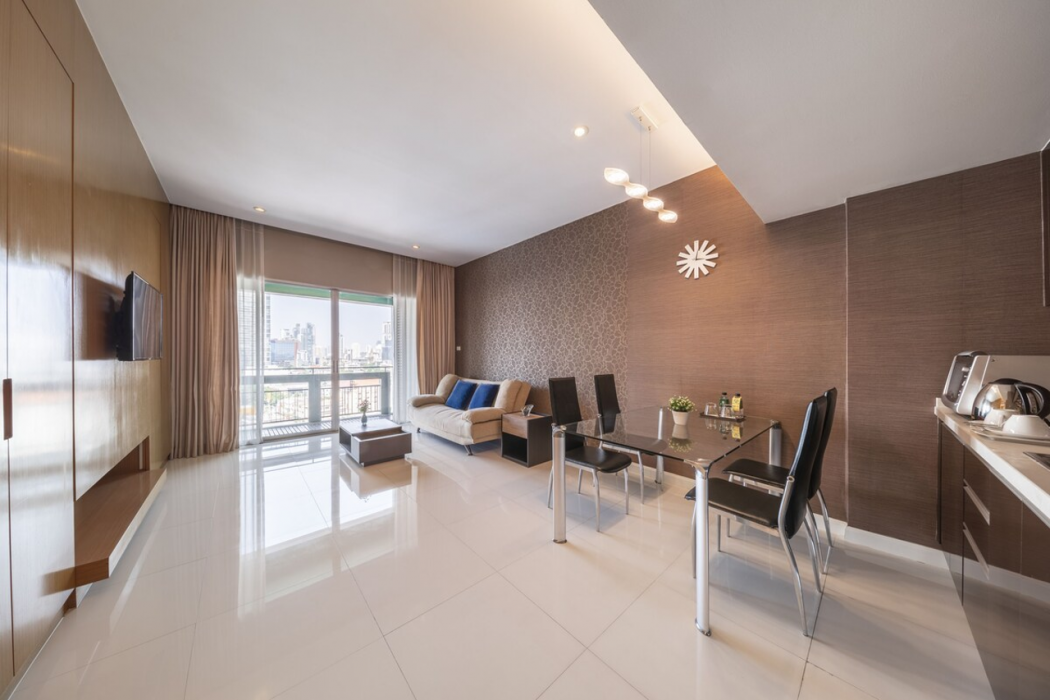 At115 by Rompo Mansion 23/80