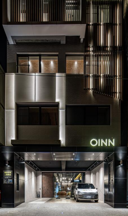 Oinn Hotel and Hostel 1/56