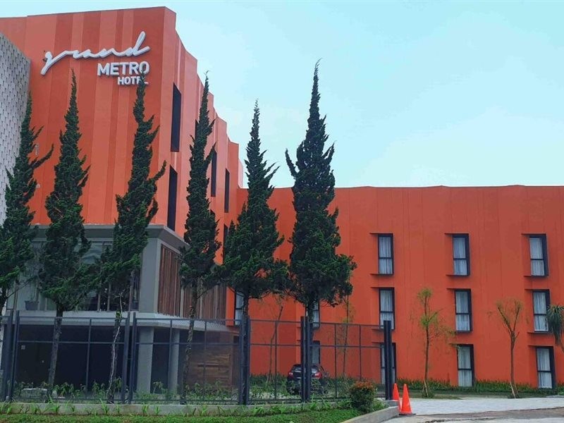 Grand Metro Hotel Puncak 27/55