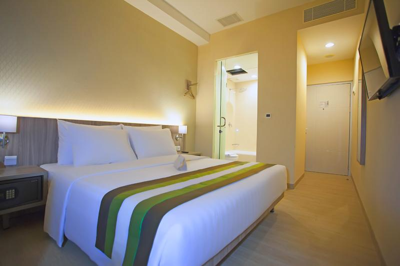Grand Whiz Megamas Manado 13/39