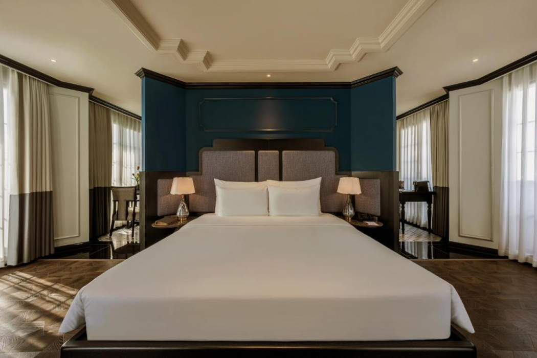 Champton Hanoi Hotel 11/63