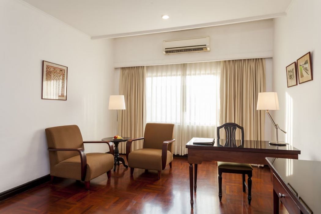 Le Charme Vientiane Hotel (EX :Best Western Vientiane Hotel) 10/22