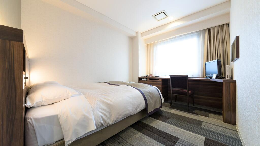 Kochi Pacific Hotel 14/52