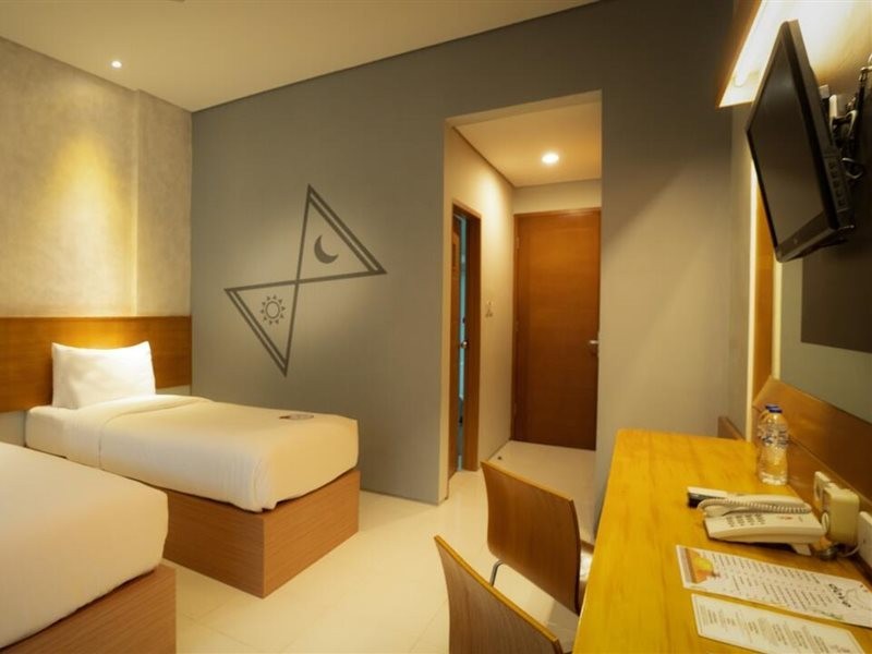 Nite and Day MDC Gadog Bogor 6/16