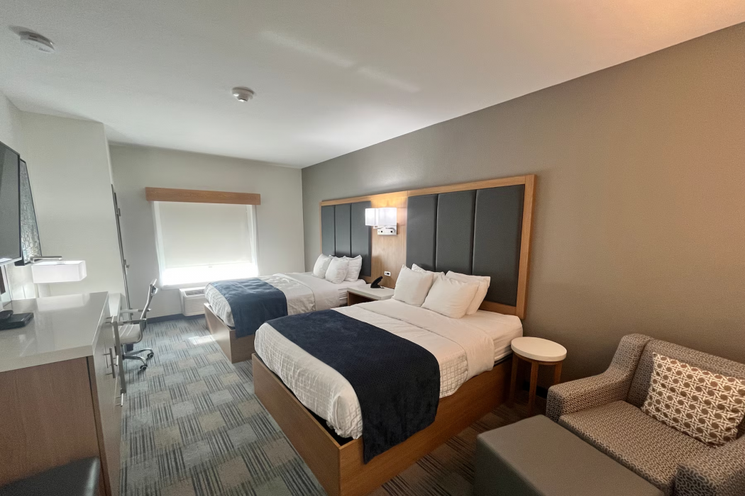 La Quinta Inn & Suites by Wyndham Coralville Iowa City 20/47
