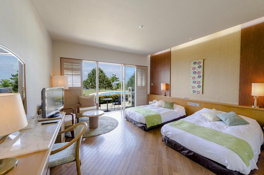 The Southern Links Resort Hotel 3/34