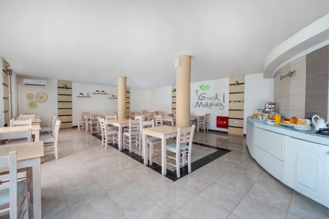 Costa Konte Beach Resort 38/41