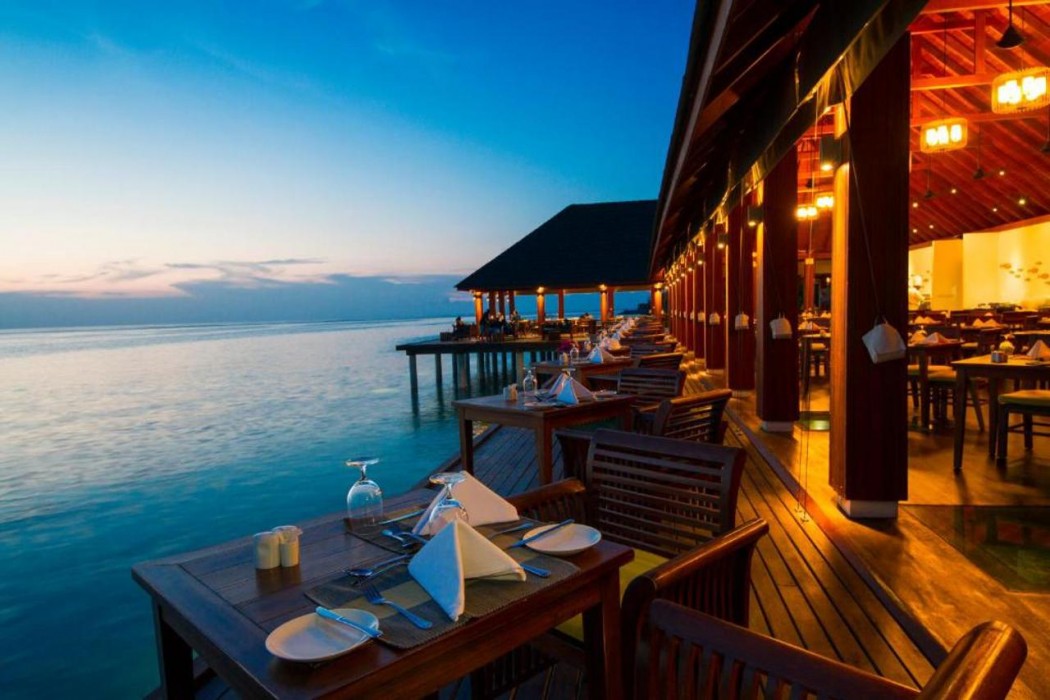 Summer Island Maldives 23/64