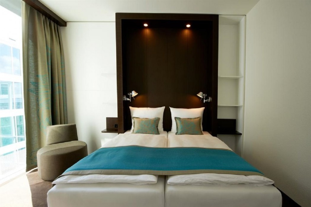 Motel One Amsterdam 8/26