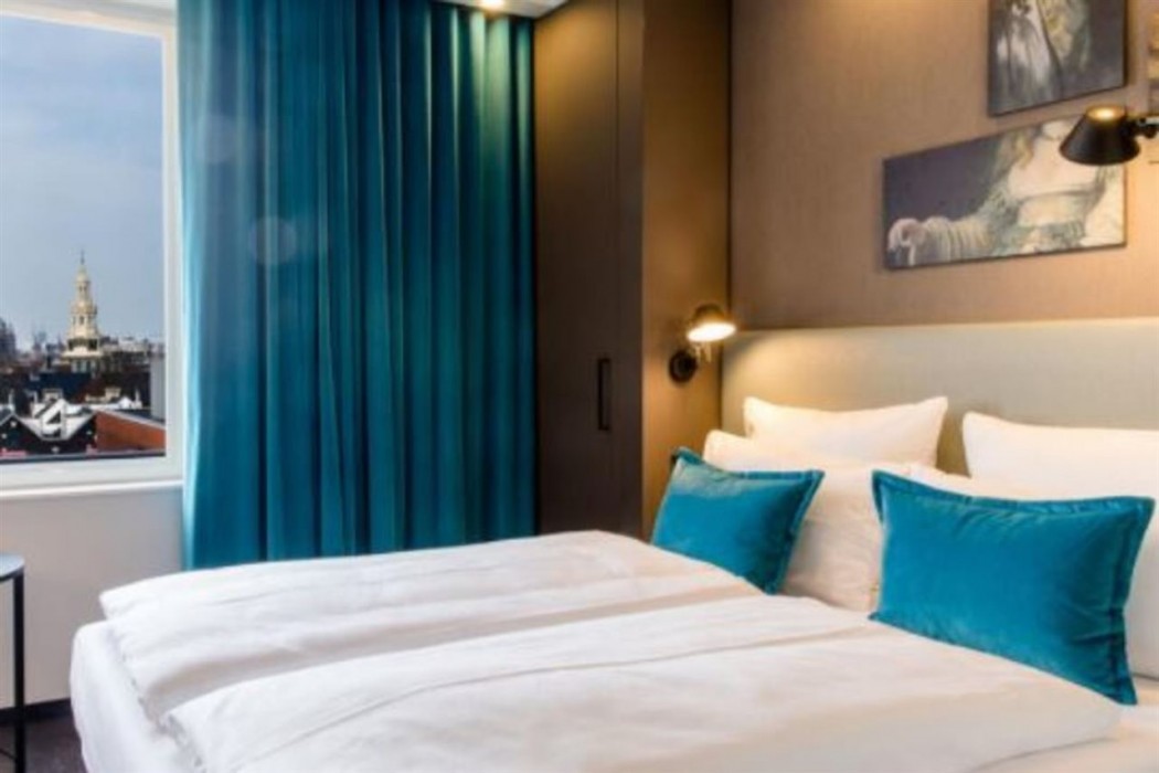Motel One Amsterdam-Waterlooplein 7/27