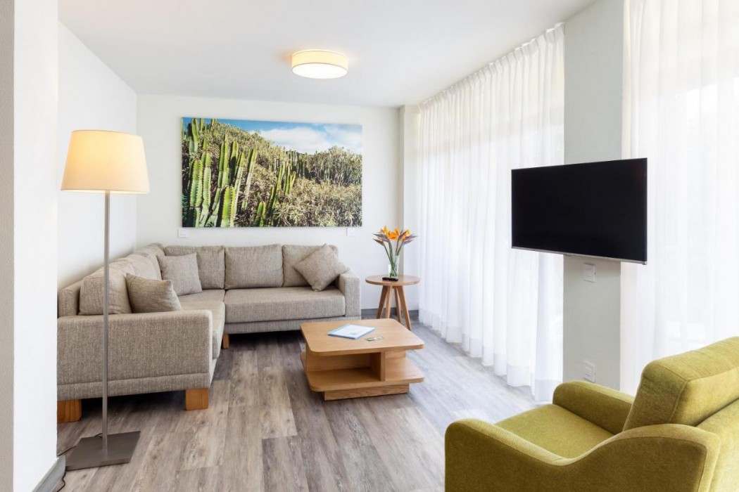 Tigaiga Suites 7/36