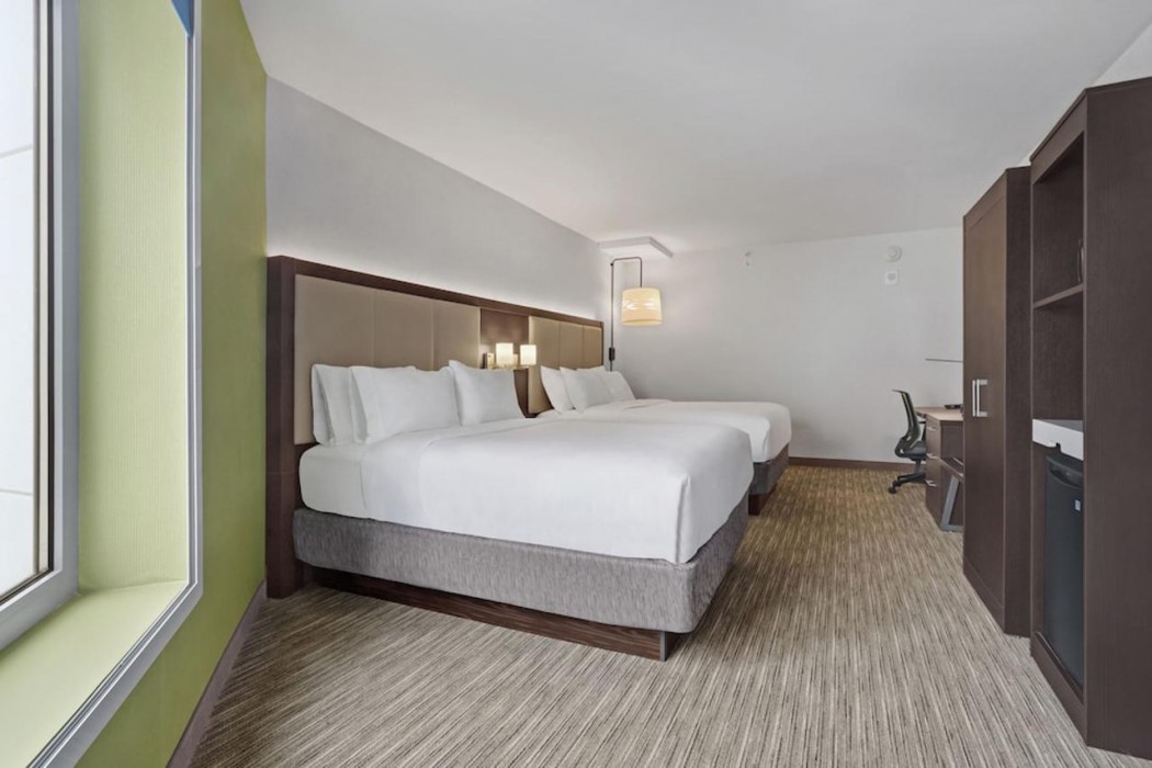 Hotel 1200 11/44