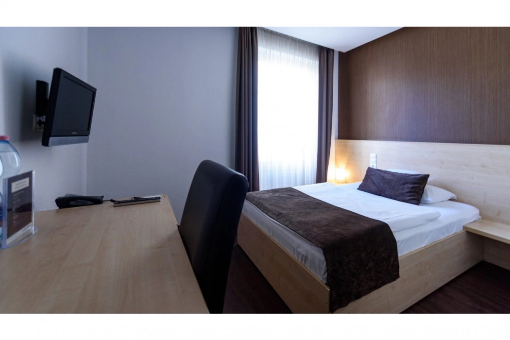 Promenade Hotel by Mellow Mood Hotels 12/31