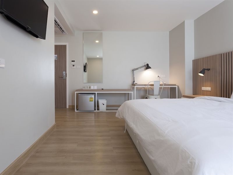 Easy Hotel 2 30/49