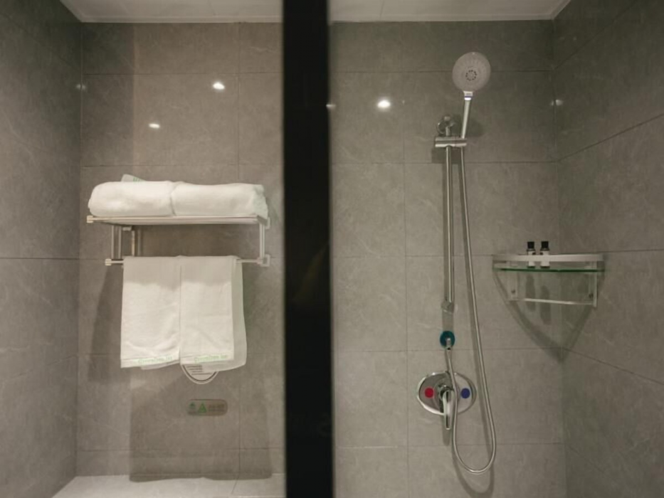 GreenTree Inn Jiuquan Century Plaza Hotel 23/68