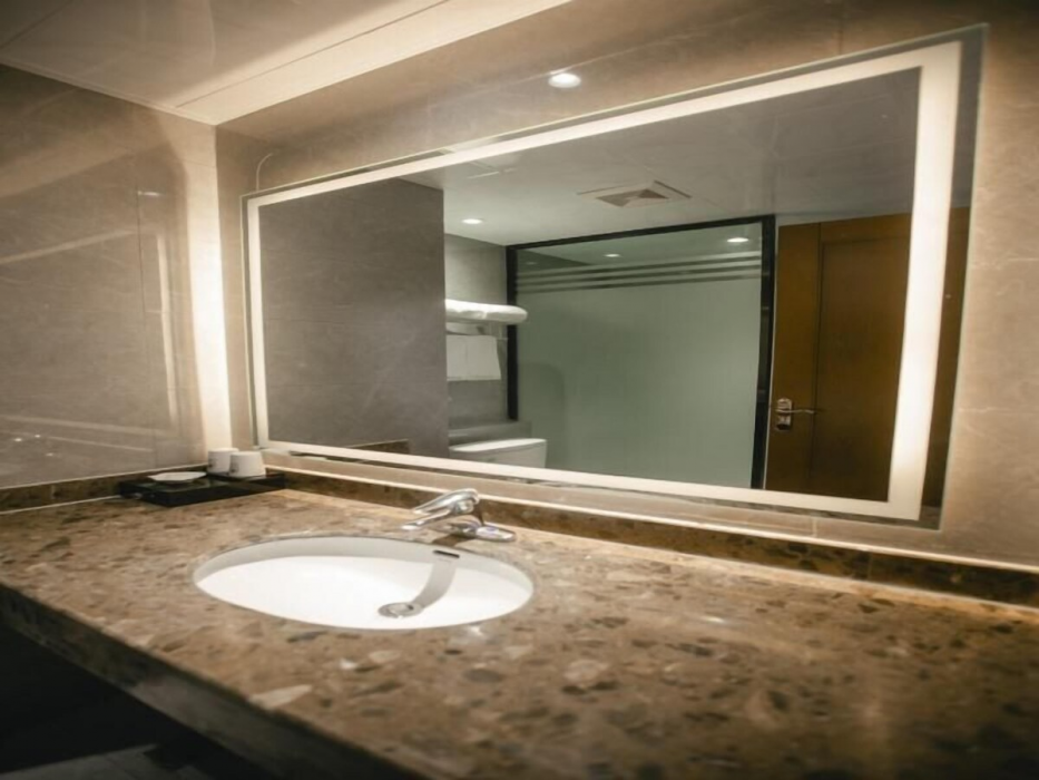 GreenTree Inn Jiuquan Century Plaza Hotel 31/68