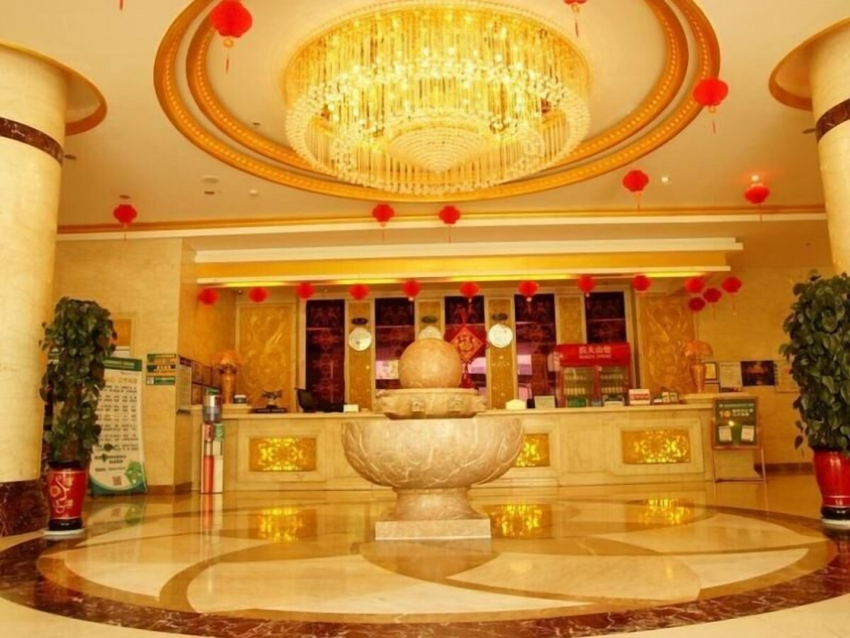 GreenTree Inn Jiuquan Century Plaza Hotel 6/68