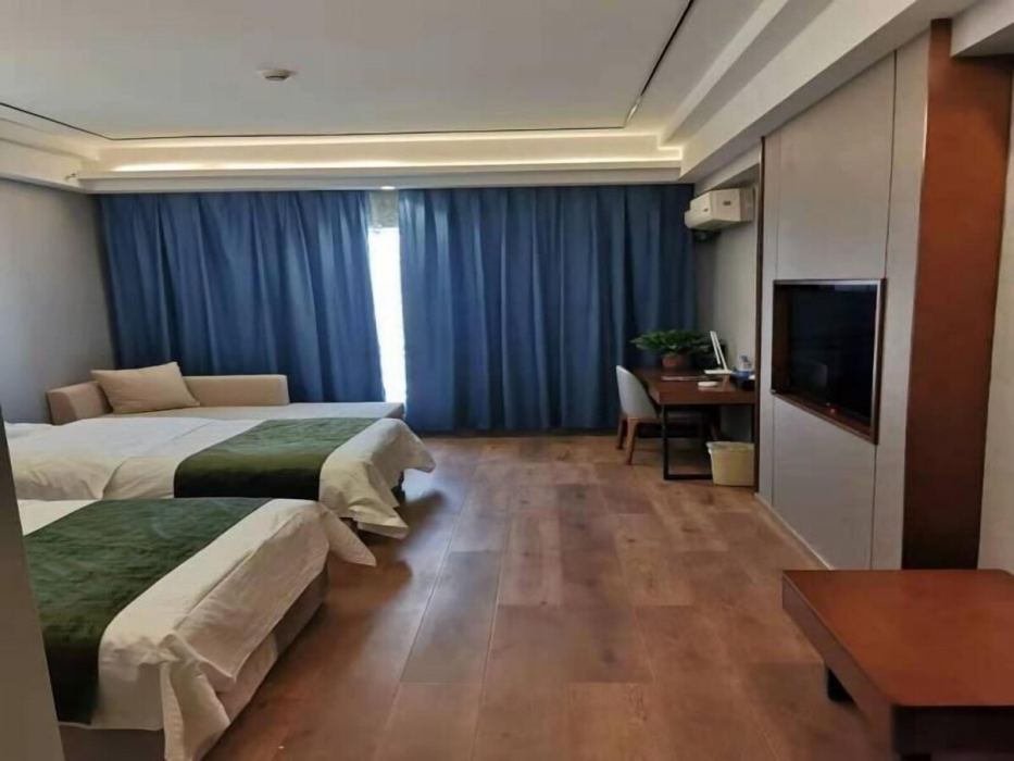 GreenTree Inn Jiuquan Century Plaza Hotel 29/68