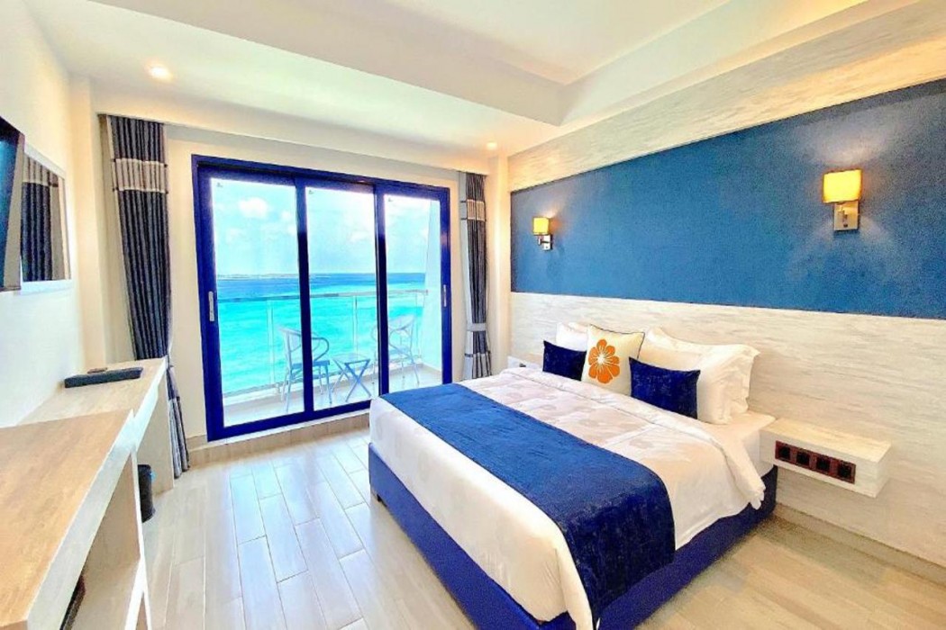 Kaani Palm Beach 19/61