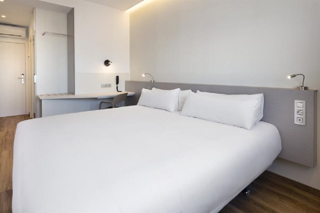B&B HOTEL Almeria Vicar 10/22