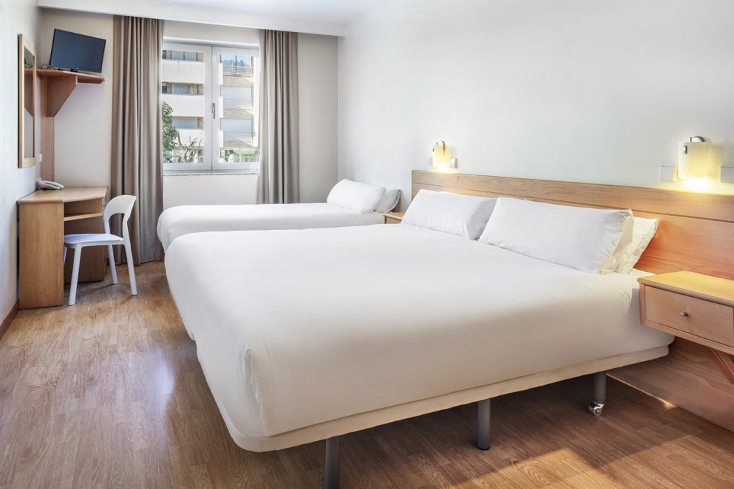 B&B HOTEL Braga Lamacaes 8/15