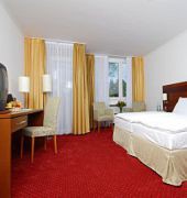 ROSENPARK LAURENSBERG HOTEL 6/45