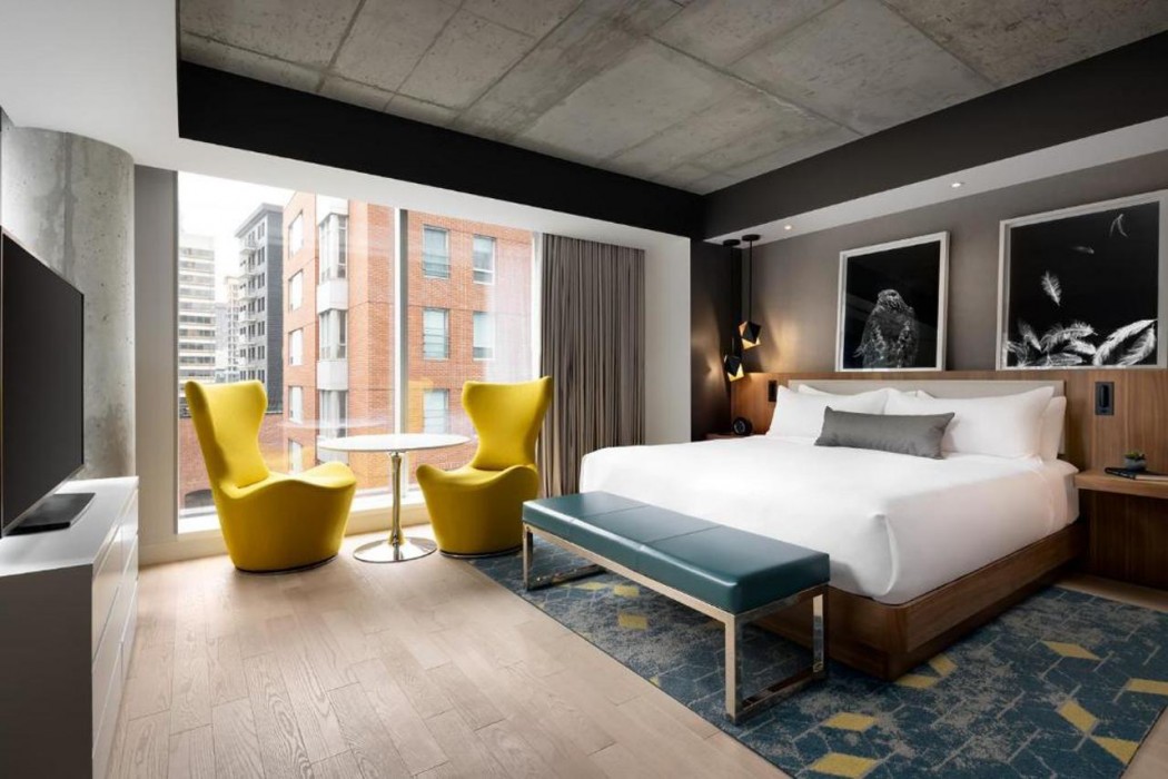 Humaniti Hotel Montreal, Autograph Collection 7/32
