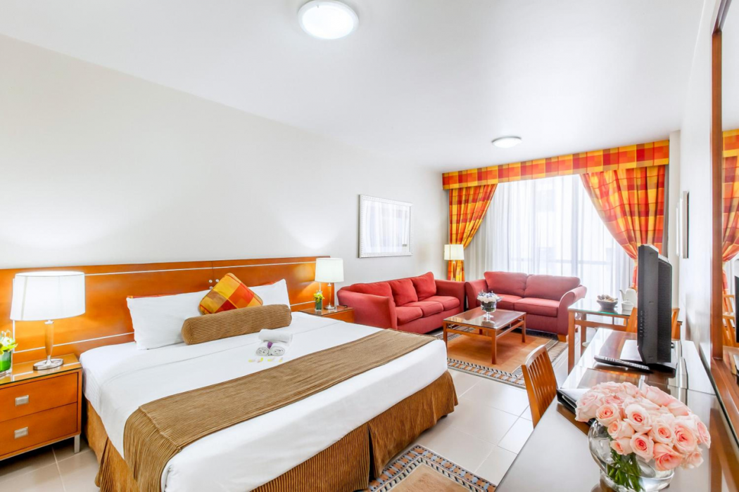 Golden Sands Hotel Apartments 3-5-10 17/73