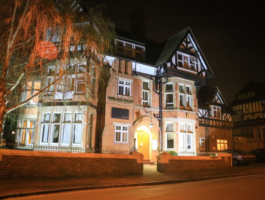 Croft Hotel 21/60