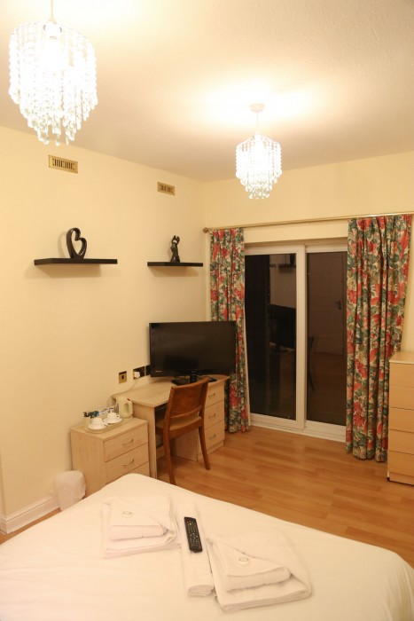 Croft Hotel 39/60