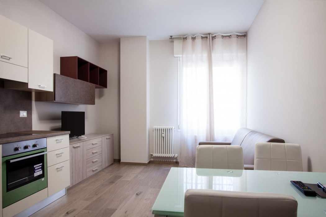 Astoria Suite Apartments 33/49