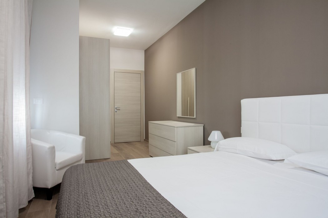 Astoria Suite Apartments 13/49