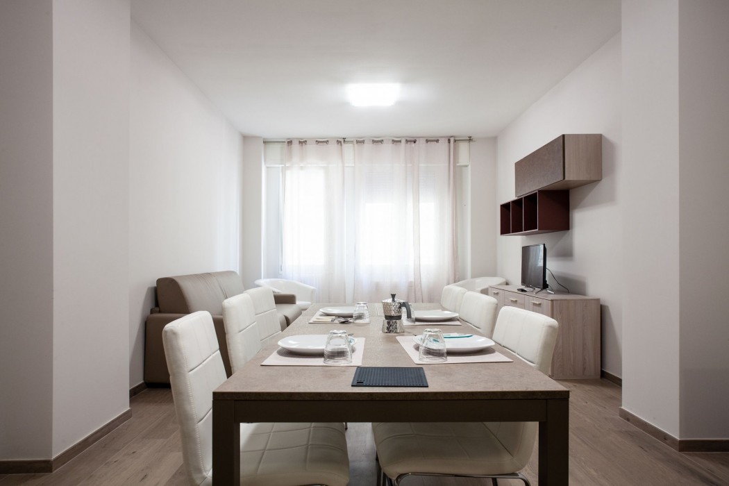 Astoria Suite Apartments 32/49