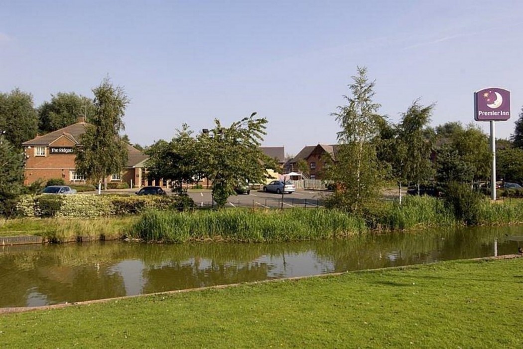 Premier Inn West Bromwich 16/25