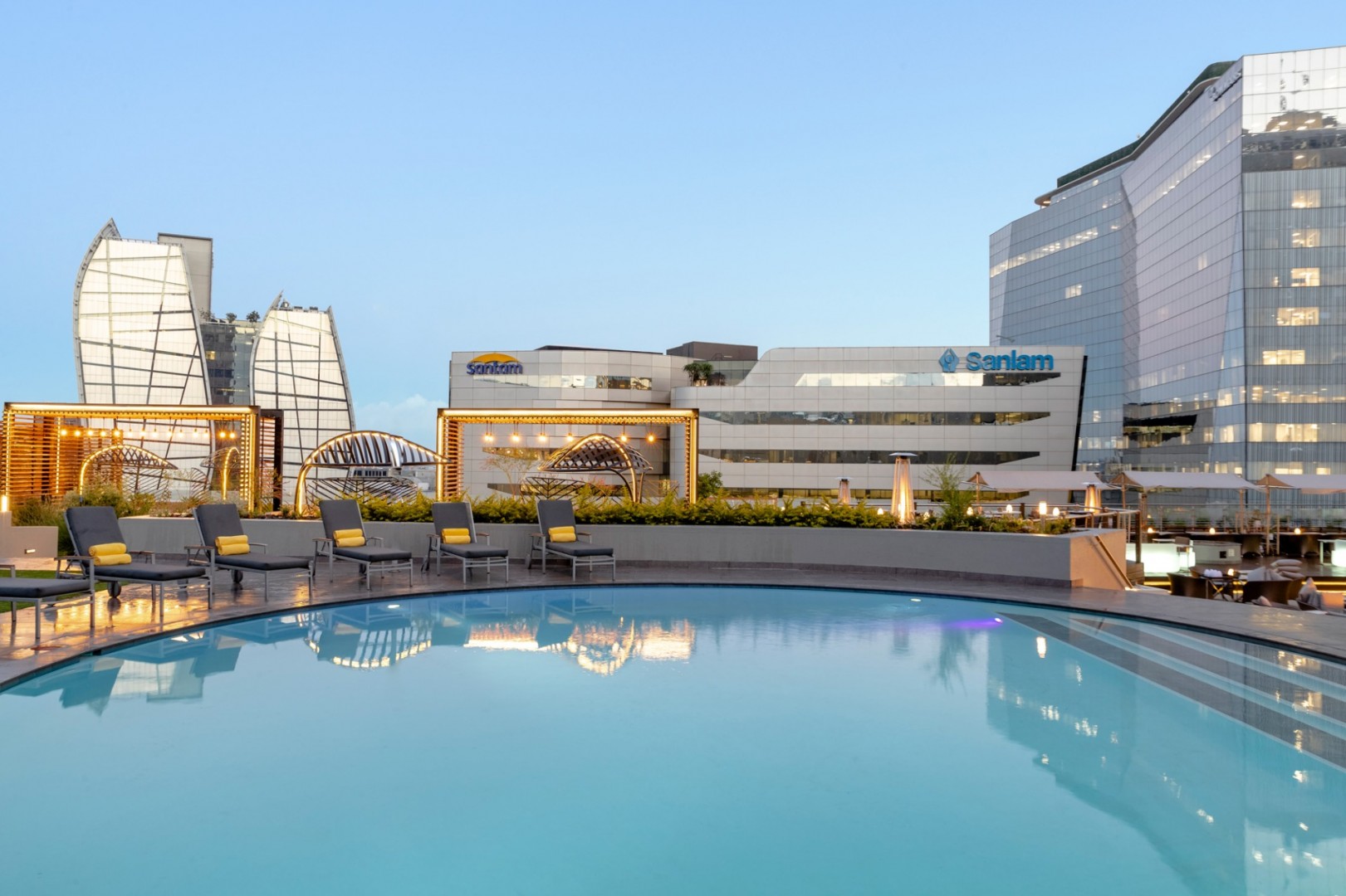 Sandton Sun and Towers 69/109