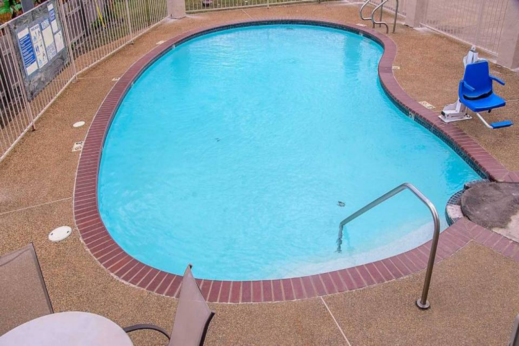 Motel6 Canton, TX 23/33
