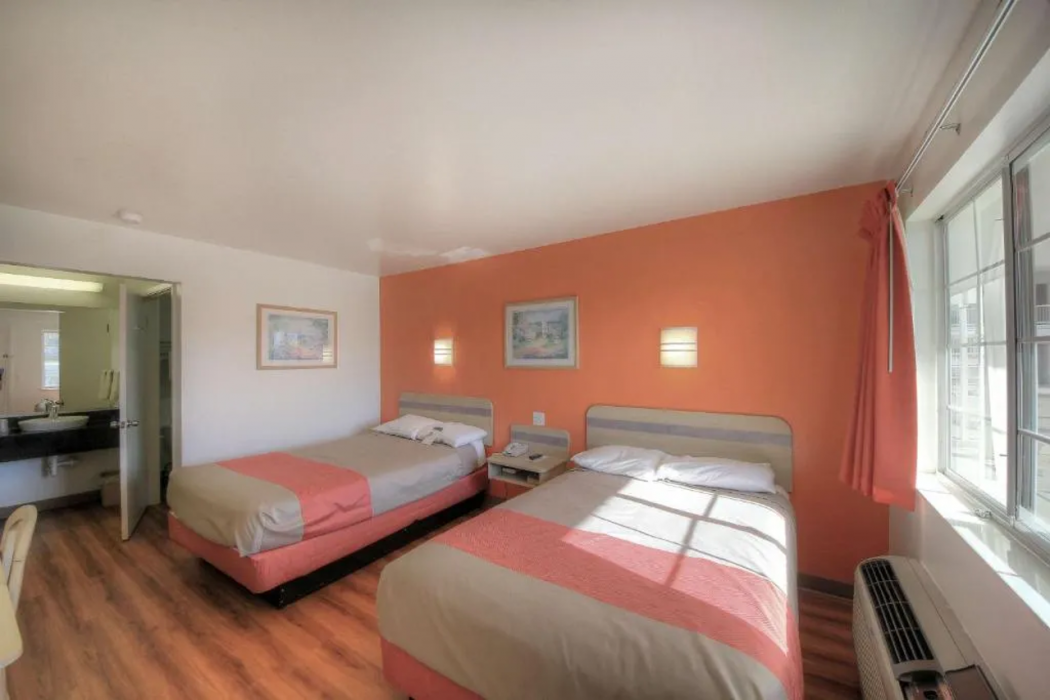 Motel6 Kerrville, TX 11/42
