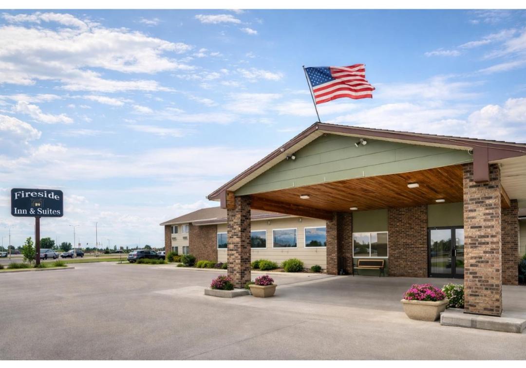 Fireside Inn & Suites in DEVILS LAKE - ND