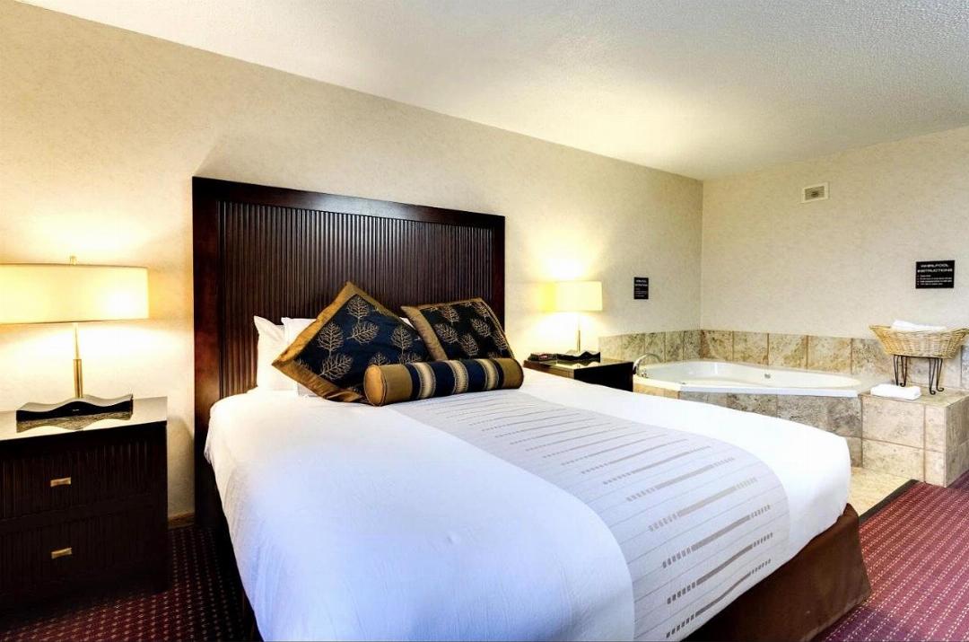 Queen Bed Non-Smoking