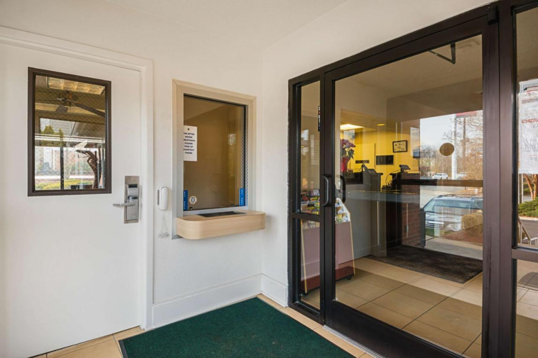 Studio 6 Extended Stay - Greensboro, NC 3/47