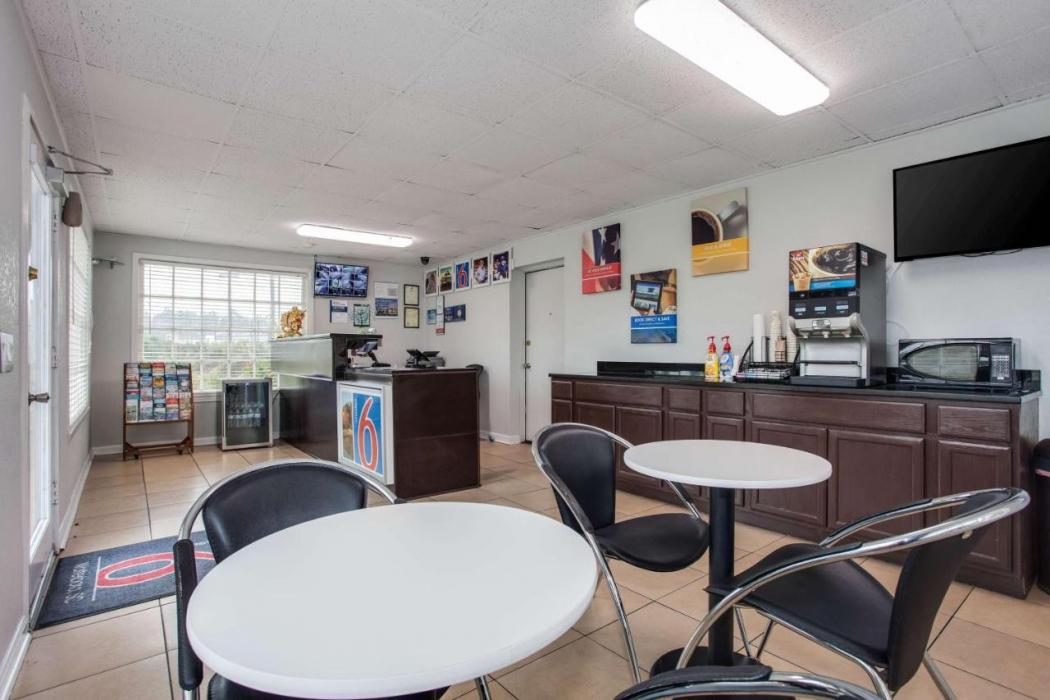 Motel6 Walterboro, SC 9/37