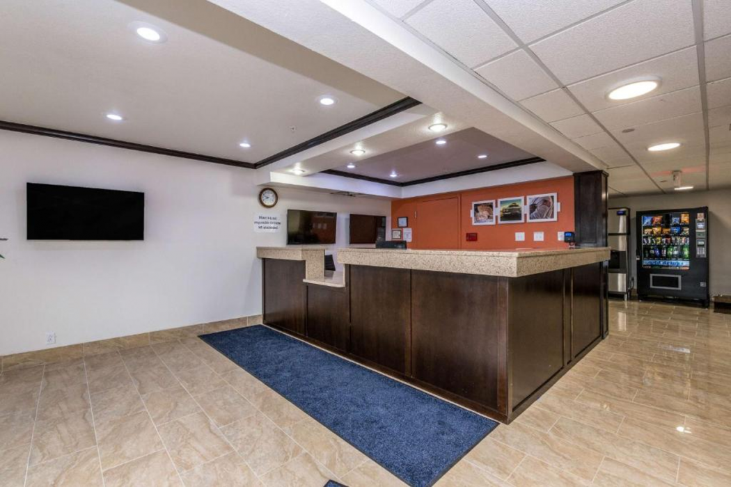 Motel6 Peoria, IL 6/66