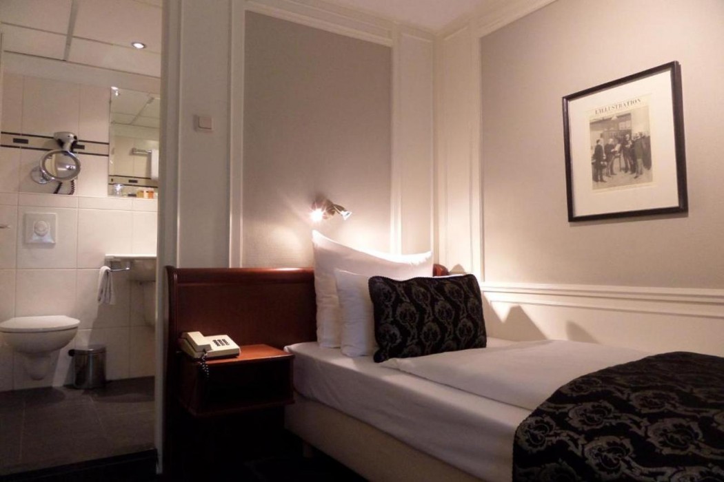 Apollofirst Boutique Hotel 5/19