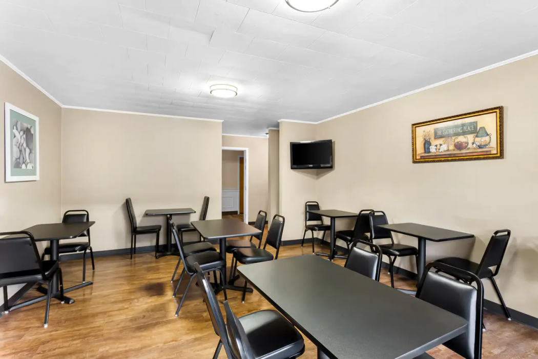 Quality Inn & Suites Gorham White Mountains 28/45