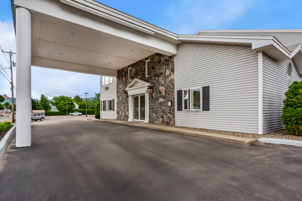 Quality Inn & Suites Gorham White Mountains 3/45
