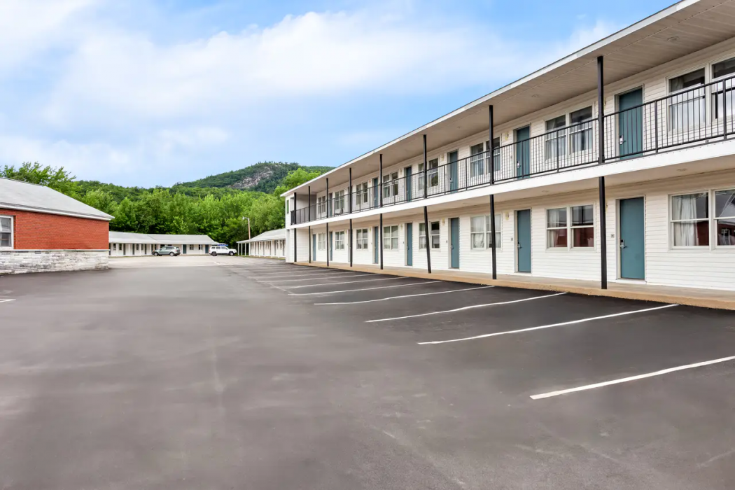 Quality Inn & Suites Gorham White Mountains 1/45
