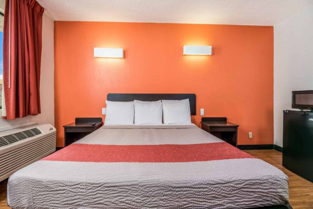 Motel6 Westley Ca 12/40