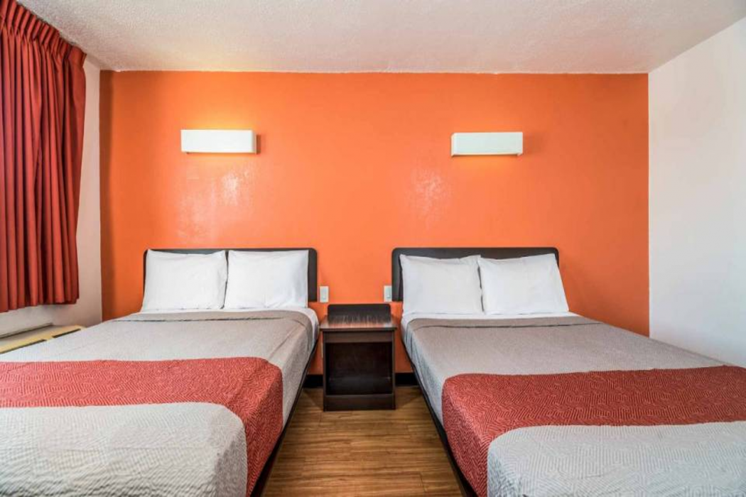Motel6 Westley Ca 14/40