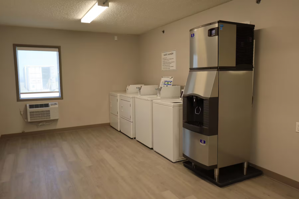 Days Inn by Wyndham Mandan Bismarck Area 29/56